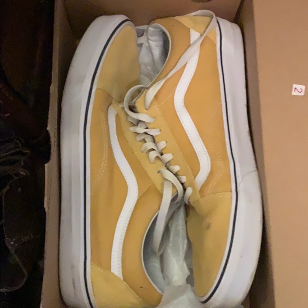 Men’s Vans 12